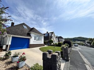 Photo 26- click for photo gallery